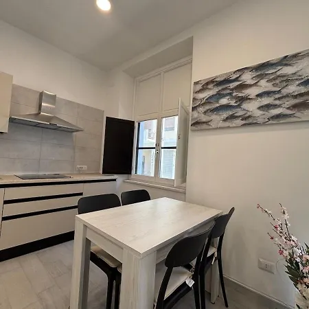 Casa vacanze Bijou Précieux, Cagliari, Sardinia Cagliari